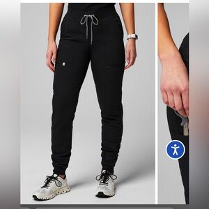 Fabletics On-call Jogger Scrub Pant